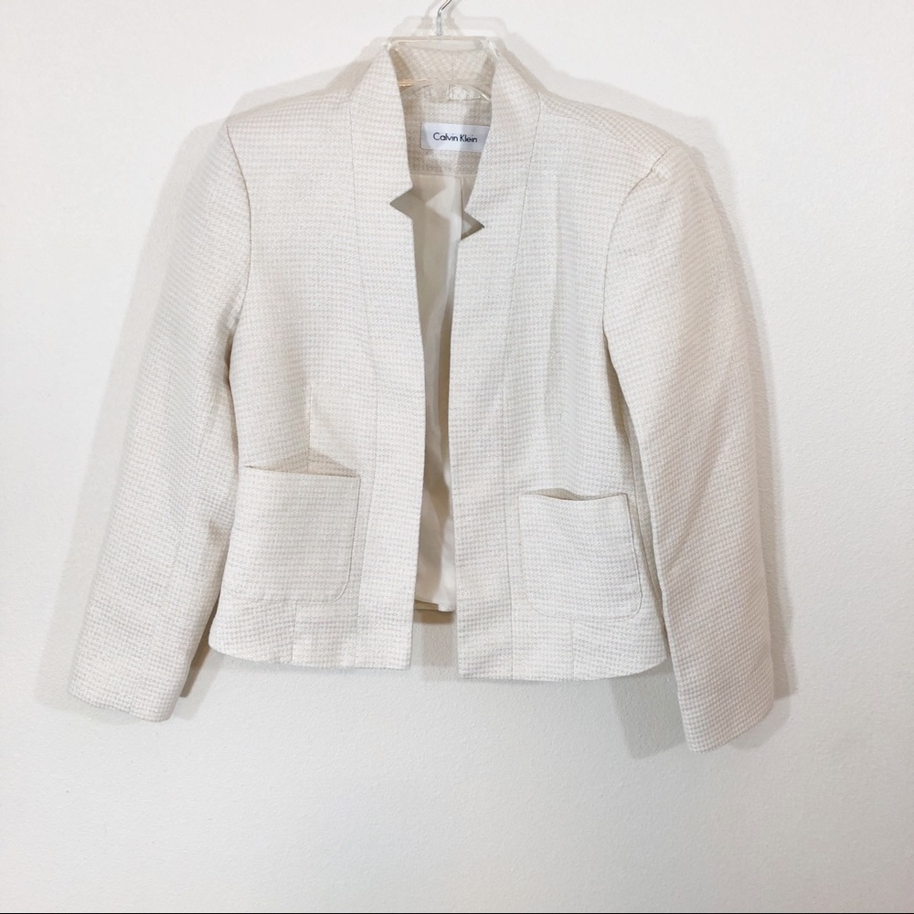 Calvin Klein | cream blazer